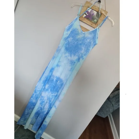 COPY - Blue Skies Tie Dye Maxi Dress - Picture 4 of 5
